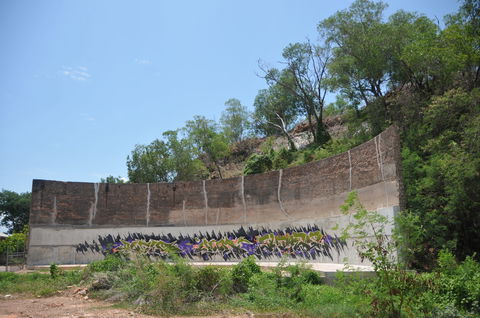 Remnant No 6 Oil Tank Wall - Accommodation Australia 2