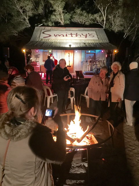 Smithy's Outback Dinner And Show - Local Tourism 1