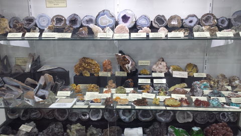 The Ted Elliott Mineral Collection - Accommodation Australia 2