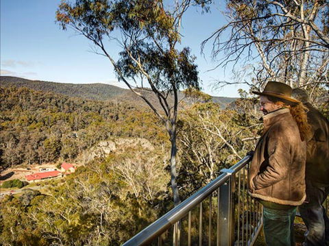 Yarrangobilly Caves – Bluff Lookout Walk - Accommodation Australia 0