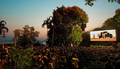 Deckchair Cinema - Accommodation Australia 0