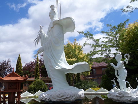 Sakyamuni Buddhist Centre/Van Hanh Monastery - Accommodation Australia 0