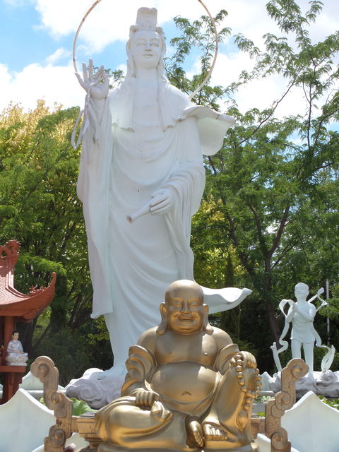 Sakyamuni Buddhist Centre/Van Hanh Monastery - Accommodation Australia 2