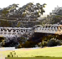 Victoria Bridge over Stonequarry Creek - Local Tourism