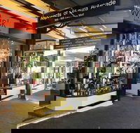 Aspects of Leura Arcade - Australia Shopping