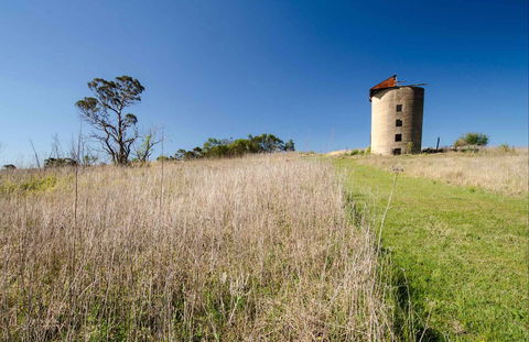 Migrant Heritage Walk - Accommodation Australia 0