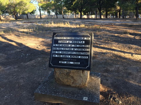 Moonta Cemetery Walks - Accommodation Australia 1
