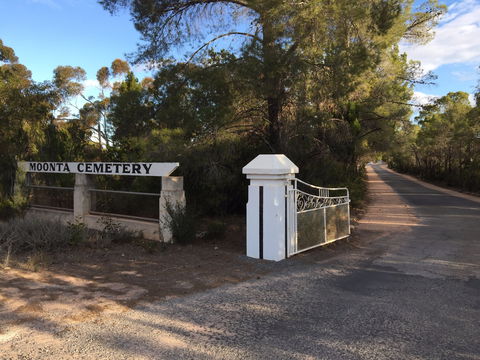Moonta Cemetery Walks - Accommodation Australia 2