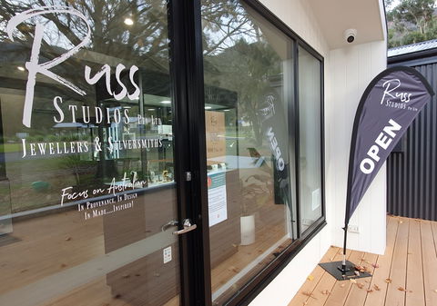 Russ Studios - Accommodation Australia 2