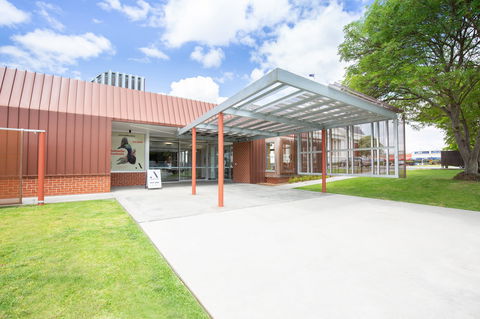 Ararat Gallery TAMA - Local Tourism 1