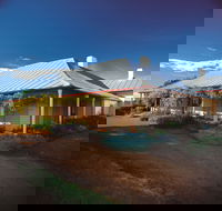 Cooma Cottage - Accommodation Australia