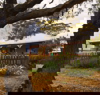 Dance Cottage Museum - Australia Shopping