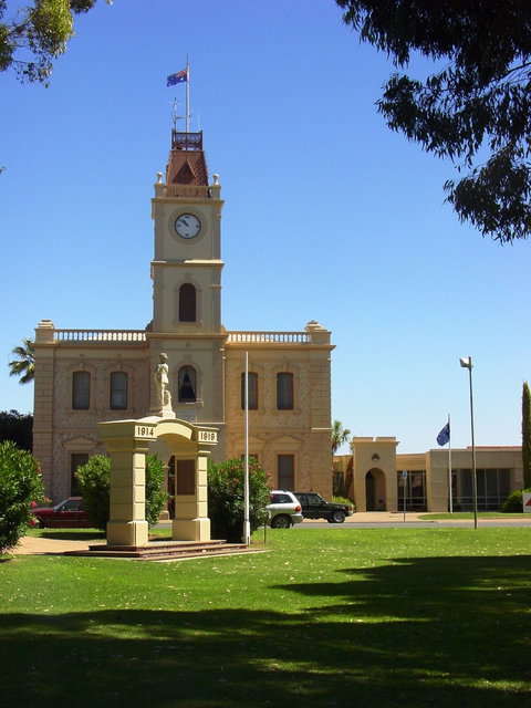 Discovering Historic Kadina Town Drive - Local Tourism 0