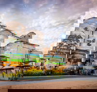 Grenfell Commodities Silos - Accommodation Australia