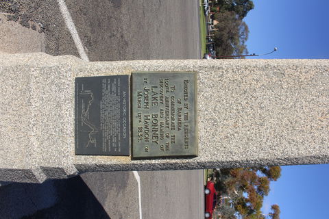 Hawdon And Bonney Obelisk Barmera - Australia Shopping 1