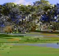 Meadow Springs Golf and Country Club - Accommodation Australia