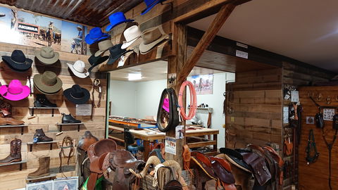 Simon Martin Whips & Leathercraft - Local Tourism 2