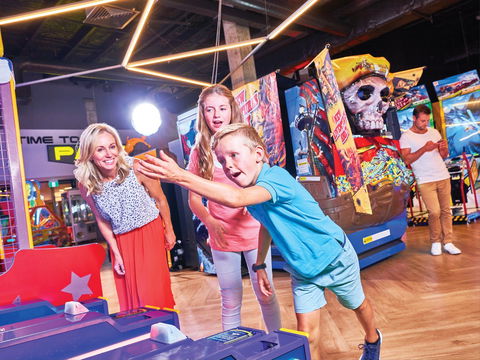 Timezone Coolangatta - Accommodation Australia 1