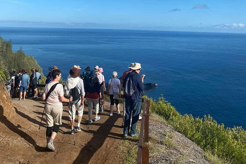 Breakfast Bushwalk Tour In Captain Cook\'s Monument - Accommodation Australia 2
