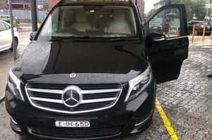 Private Transfer from Sydney Airport to Hotel or Port