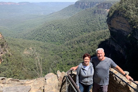 Blue Mountains Private Bus Tour From Sydney, Plus Featherdale Aussie Animal Park - Australia Shopping 2