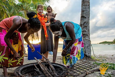Gay-Wu Woman\'s 5 Day Yolngu Homeland Tour - Accommodation Australia 7