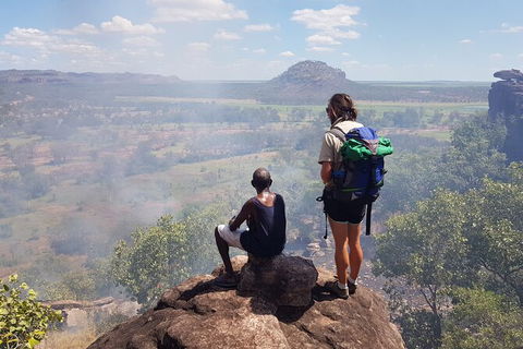Arnhem Land Injalak Hill Full-Day Tour From Darwin - Accommodation Australia 9