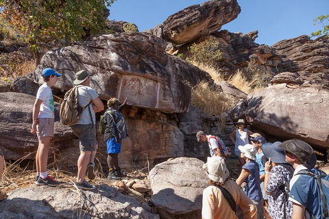 Arnhem Land Injalak Hill Full-Day Tour From Darwin - Accommodation Australia 10