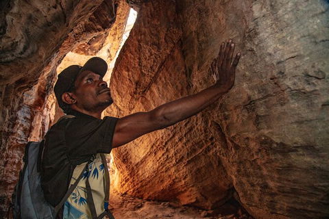 Arnhem Land Injalak Hill Full-Day Tour From Darwin - Accommodation Australia 12