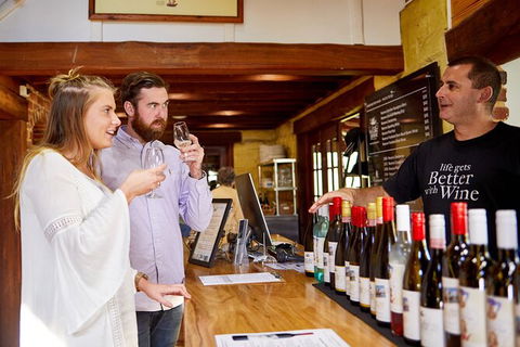 Scenic Food & Wine Tour Inc. Lunch, Cheese, Wine & Chocolate - Accommodation Australia 5