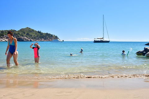 Magnetic Island Sailing BBQ Lunch Cruise - Local Tourism 3