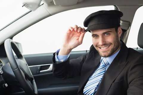 Cairns & Airport Transfers Between Port Douglas & Cairns (Private Chauffeur) - Local Tourism 1