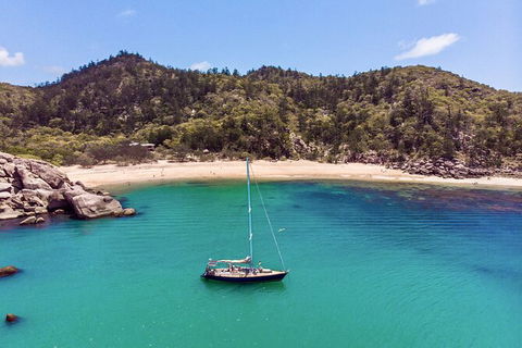 Helicopter And Magnetic Island Sailing - Local Tourism 6