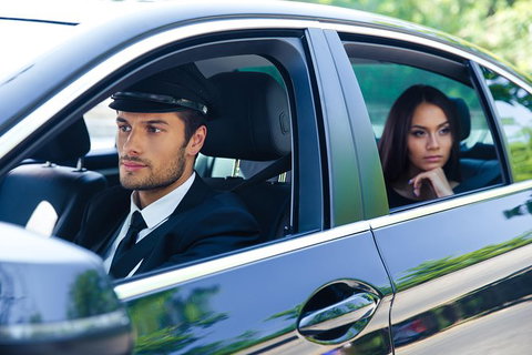 Adelaide Airport (ADL) To City Center To Airport - Private Transfer - Local Tourism 3