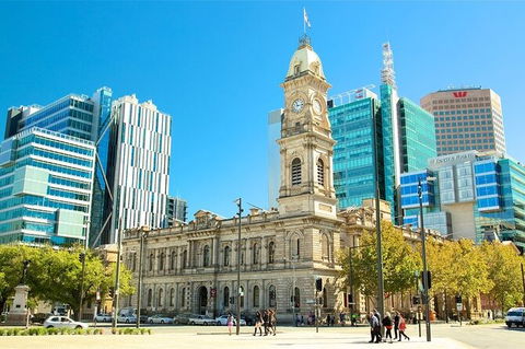 Adelaide Airport Transfers : Adelaide City To Airport ADL In Luxury Car - Accommodation Australia 7