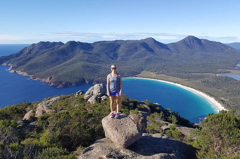 4-Day Fabulous Tasmania Tour: Wineglass Bay, Port Arthur, Devils & Bruny Island - Accommodation Australia 0