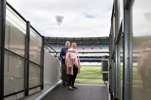 Ultimate Sports Lovers Bus Tour Of Melbourne - Local Tourism 11