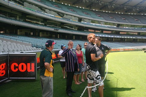 Ultimate Sports Lovers Bus Tour Of Melbourne - Local Tourism 3