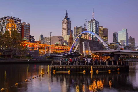 Arrival Private Transfers: Melbourne Airport MEL To Melbourne In Business Car - Accommodation Australia 6