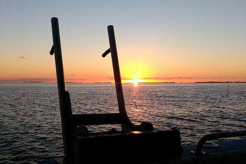 Sunset Geraldton Harbour Cruise - Accommodation Australia 2