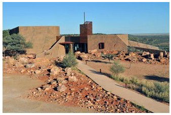 Australian Age Of Dinosaurs - Accommodation Australia 1