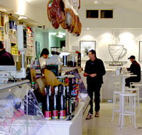 Lygon Foodstore - Bed n Breakfasts