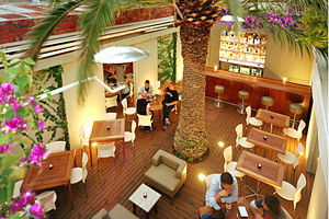 Red Orange - Accommodation Australia 0