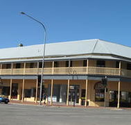 Colac Hotel - Accommodation Australia