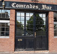 Comrades Bar - Bed n Breakfasts