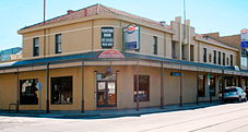 London Tavern - Accommodation Australia 0