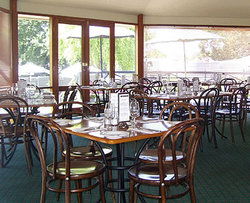 Oakbank Hotel - Accommodation Australia 1