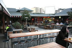 Albion Hotel - Australia Shopping 1