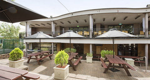 Castle Hill Tavern - Accommodation Australia 1