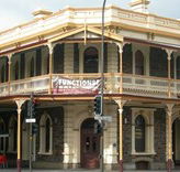 Cathedral Hotel - Accommodation Australia